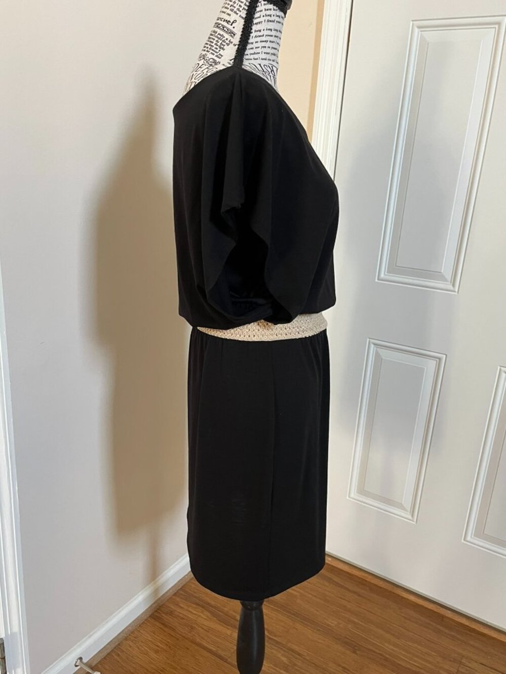Black Short-Sleeve Blouson Dress w/ Textured Waistband, Size S - Picture 2 of 11